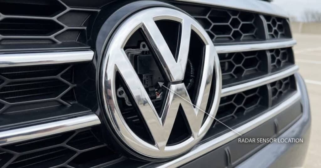 2019-vw-jetta-front-assist-radar-sensor-grille.